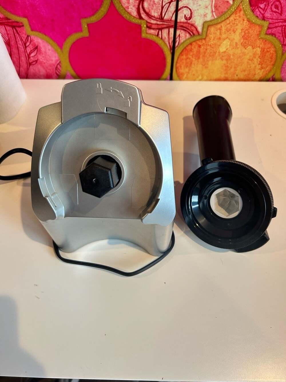 Yonanas Frozen Treat Maker Model 901 Silver and Black
